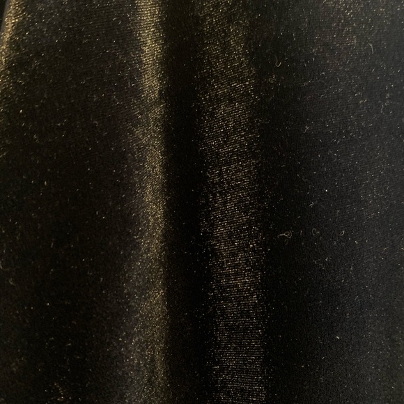 VELVET BRUNETTE THE LABEL TANK TOP - Picture 5 of 8